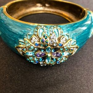Heidi Daus “Ideal Beauty” Cuff Bracelet